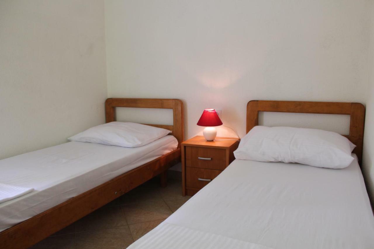 Sonja Appartement Pisak Buitenkant foto