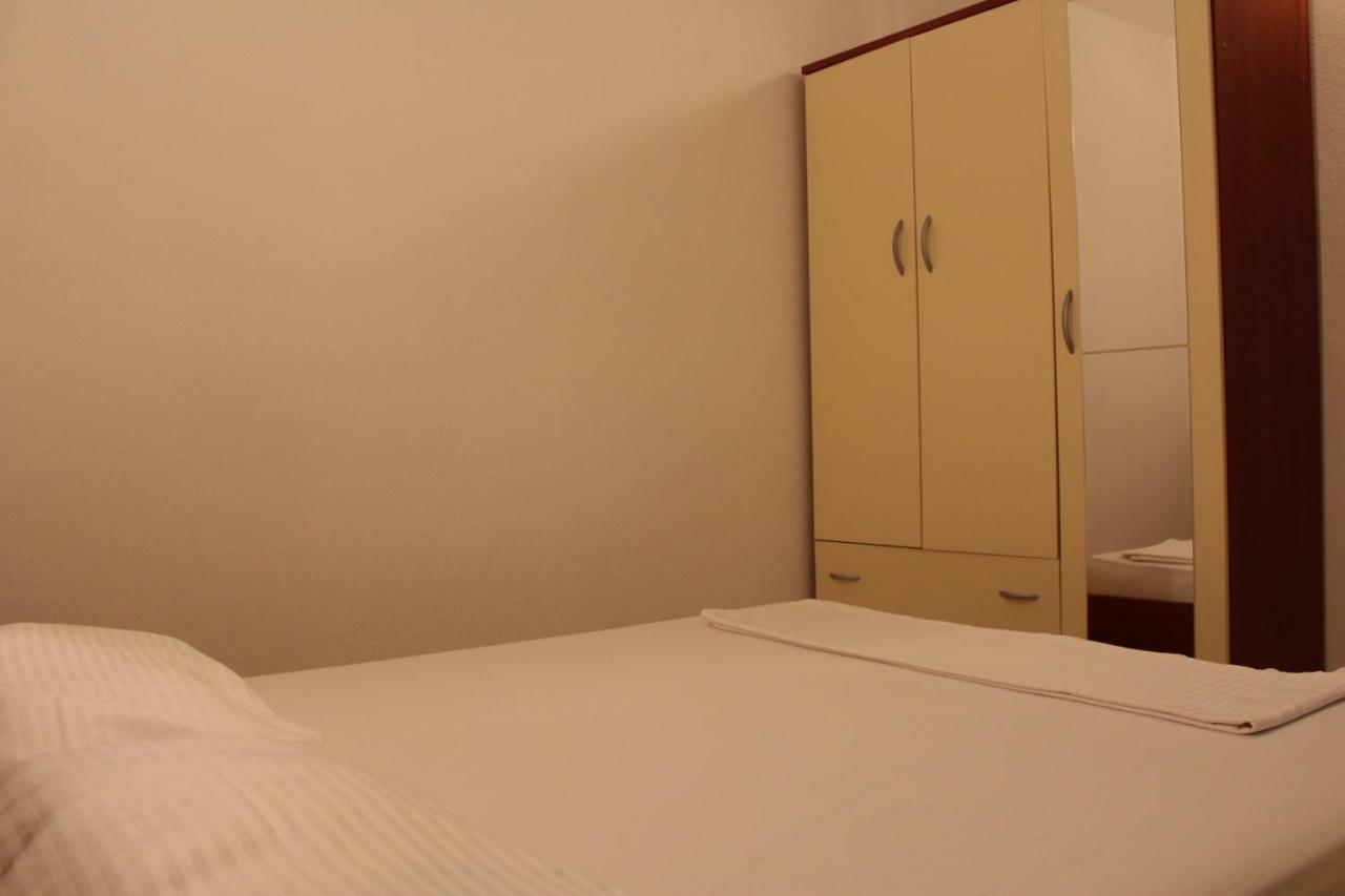 Sonja Appartement Pisak Buitenkant foto