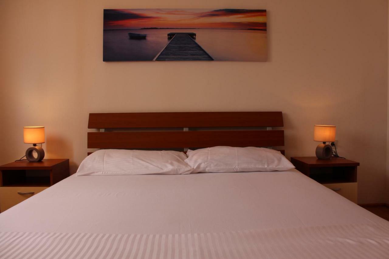 Sonja Appartement Pisak Buitenkant foto